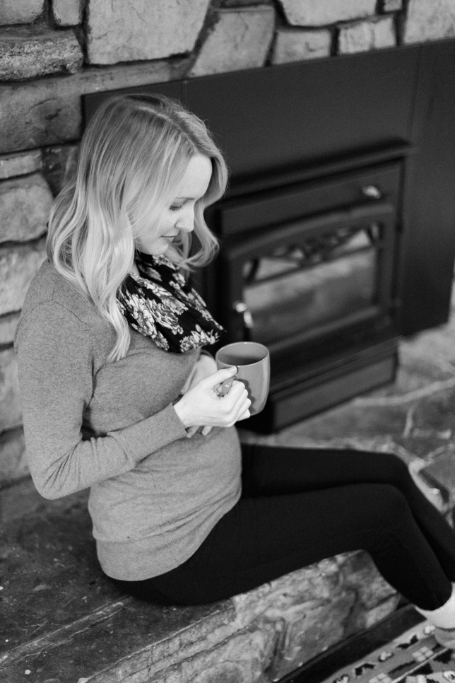 Winter Tahoe Maternity Session // Bay Area Maternity Photographer // Olivia Richards Photography